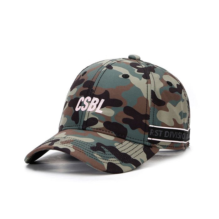 Czapka z daszkiem Cayler and Sons strapback First Division curved multicolor