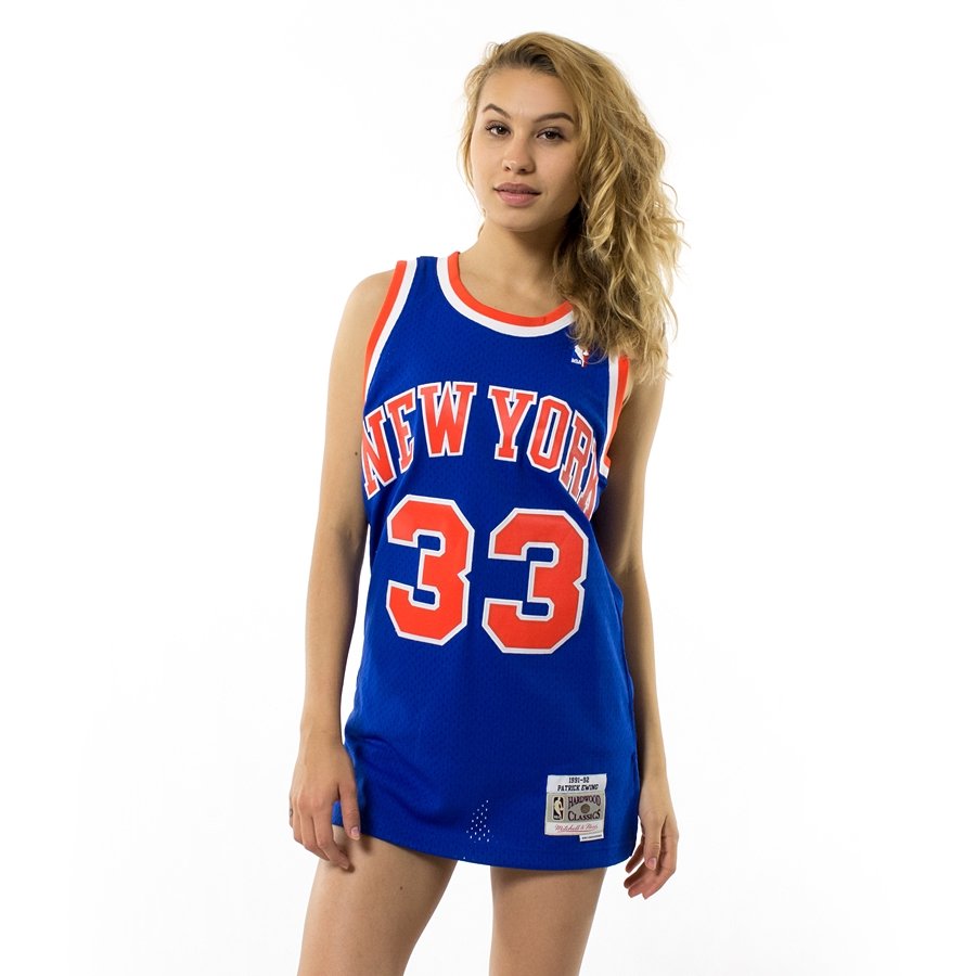 female knicks jersey