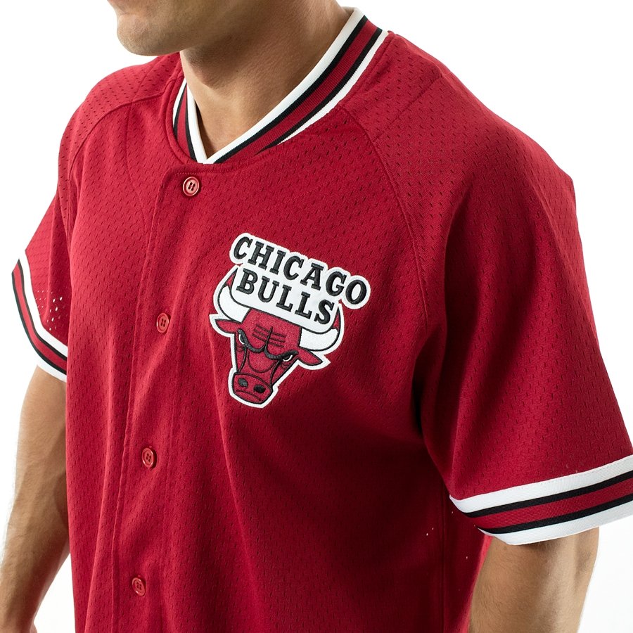 CHICAGO BULLS LOGO MESH BUTTON UP SHIRT (RED) – Pro Standard