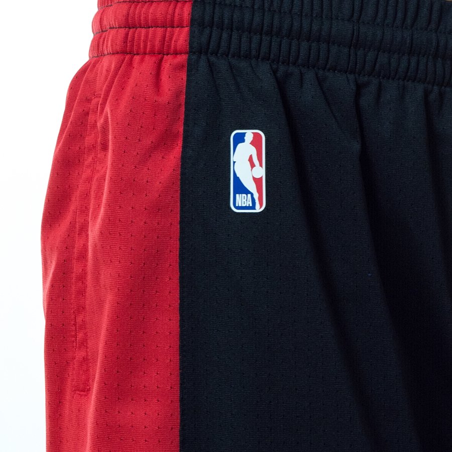 Nike shorts Chicago Bulls black (EZ2B7BAST-BUL) Chicago Bulls | CLOTHES ...