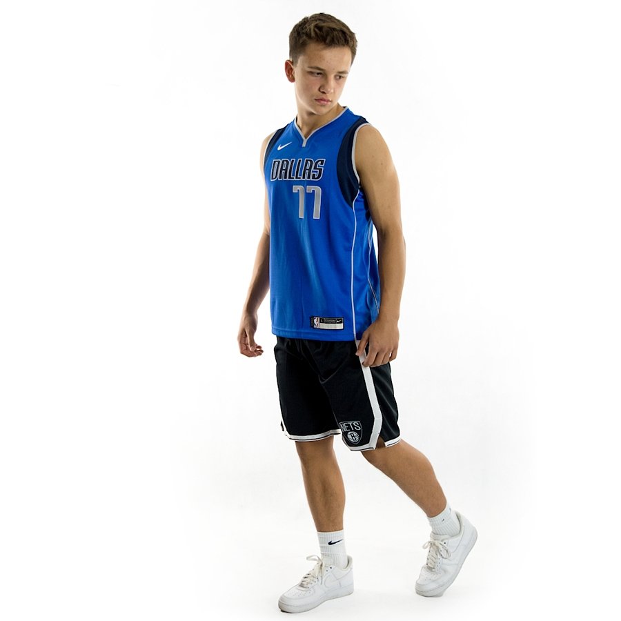 Mavericks Icon Edition Older Kids' Nike NBA Swingman Jersey. Nike LU