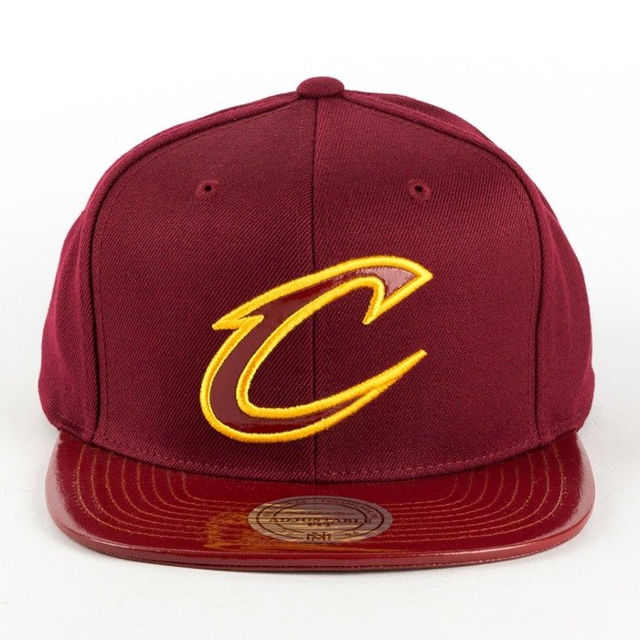 Mitchell and Ness snapback Patent 2 Tone Cleveland Cavaliers burgundy