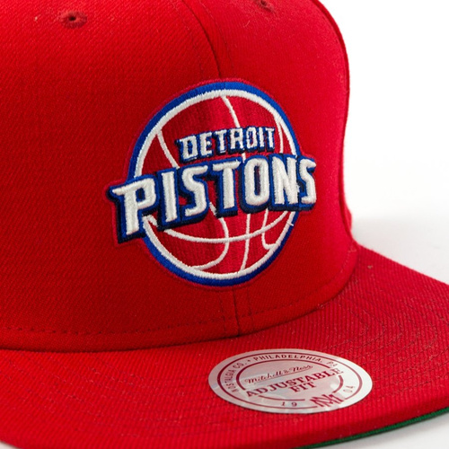 Mitchell and Ness snapback Wool Solid Detroit Pistons red Detroit