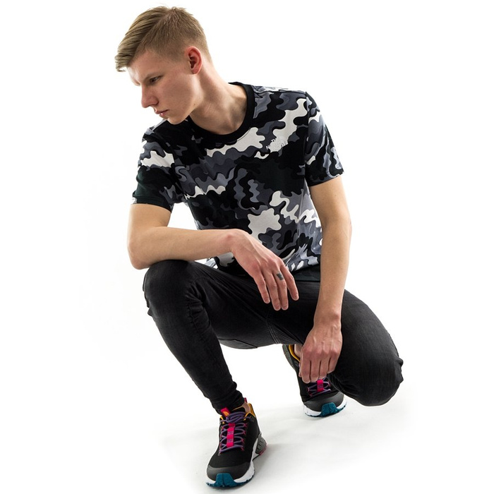 The North Face T-shirt Easy Tee tnf blackpsychdlpt (T92TX329VE)