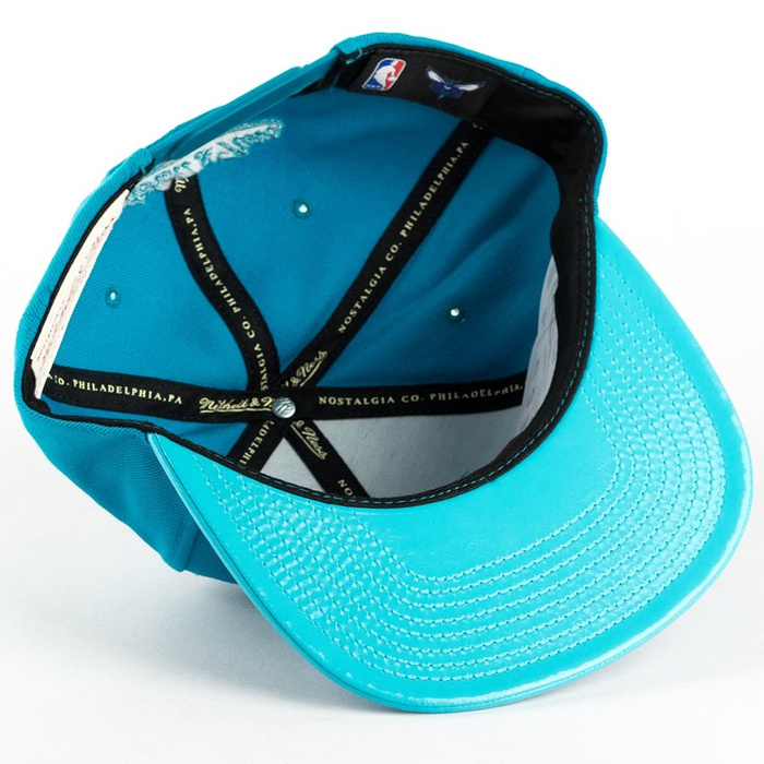Mitchell and Ness snapback Patent 2 Tone Charlotte Hornets blue