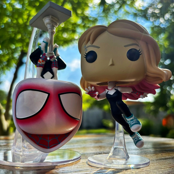 Funko Pop Spider Gwen Across The Spiderverse Upside Down 1479
