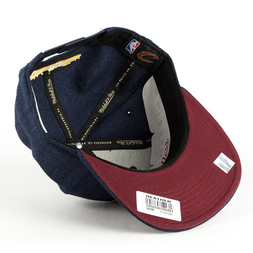 Czapka Mitchell and Ness snapback Team Heather Cleveland Cavaliers navy