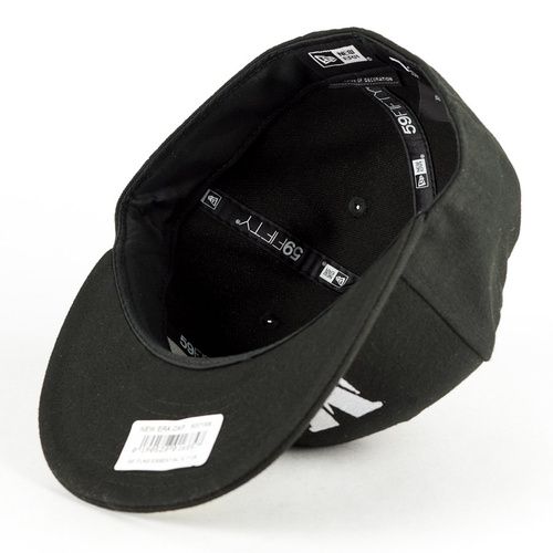 MAT Wear x New Era 59FIFTY fitted cap MAT Script black