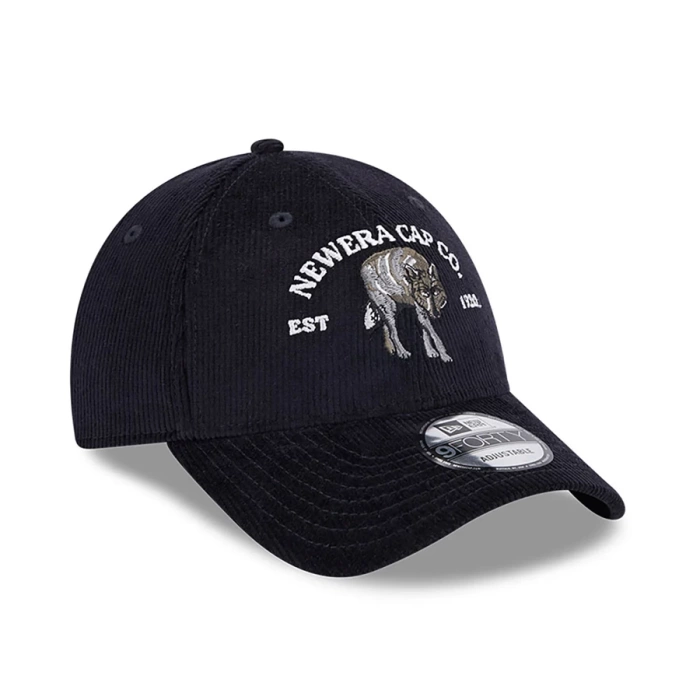 New Era cap 9FORTY Strapback Wolf Cord navy