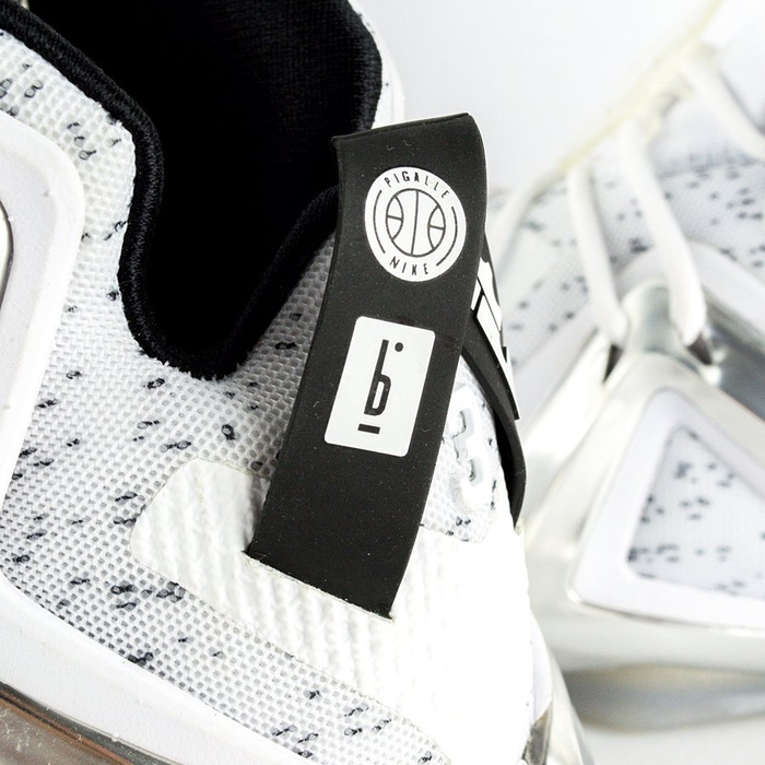 Buty do koszykówki Nike Lebron XII Elite SP x Pigalle white / pure platinum (806951-100) TM