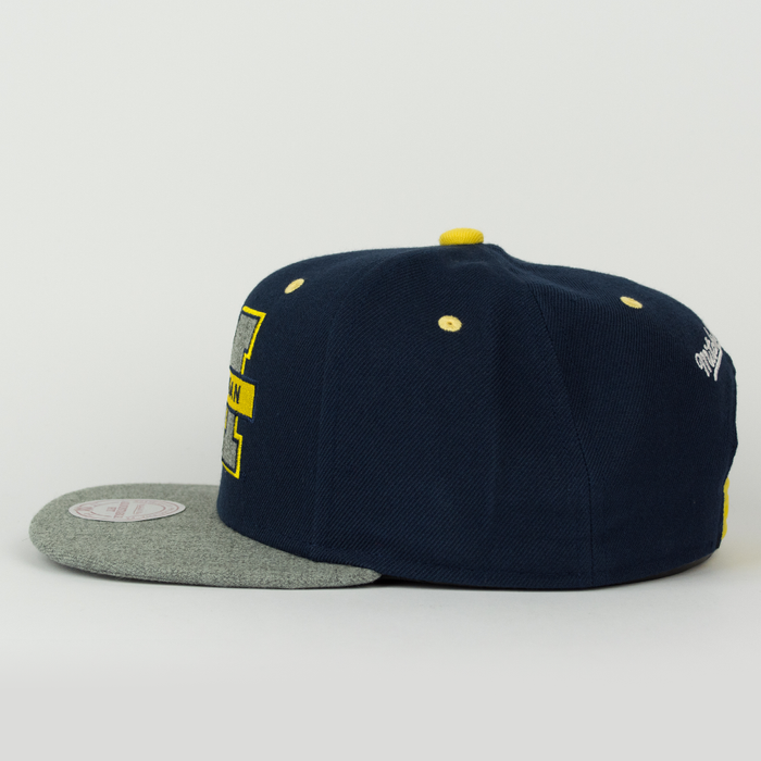 Mitchell & Ness snapback Grey Tist Michigan Wolverines navy / grey