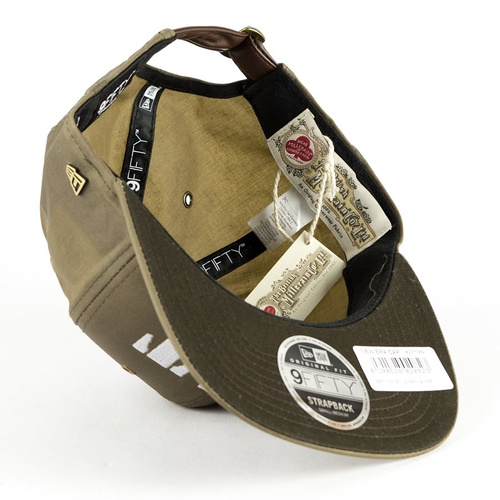 Czapka z daszkiem MAT Wear x New Era strapback MAT Script olive / white
