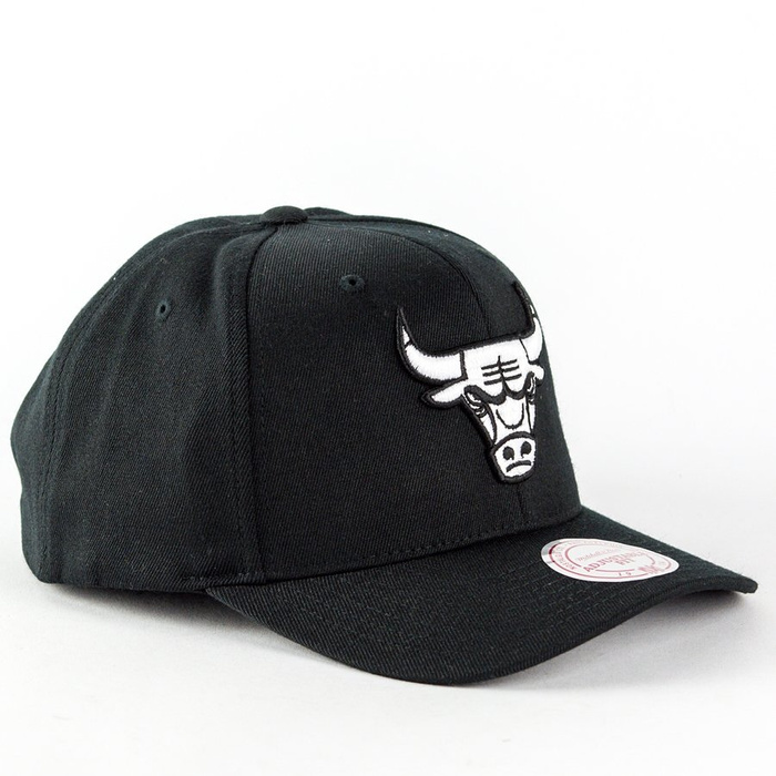 Czapka Mitchell and Ness dad cap Black and White Arch Chicago Bulls black
