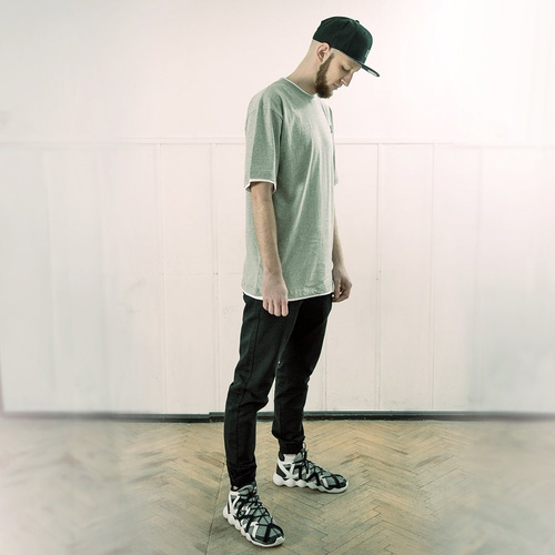 MLimited t-shirt Leather Patch Grey