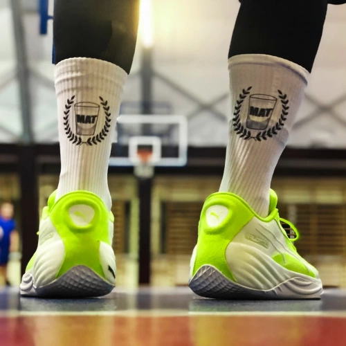 hSports x MAT Wear basketball socks MAT Front Logo white