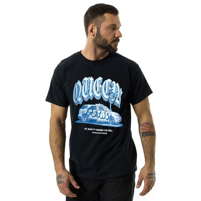 Upscale t-shirt Oversized Queens black.