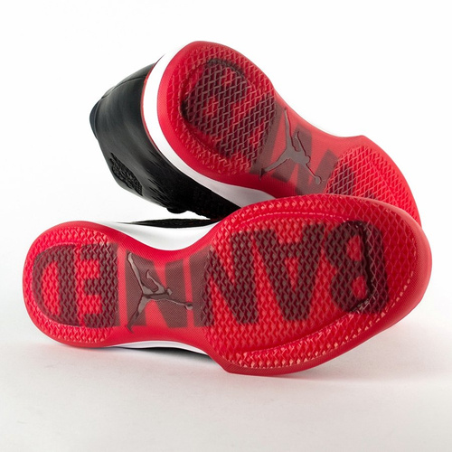 Buty do koszykówki Air Jordan XXXI Banned black / university red - white (845037-001) TM