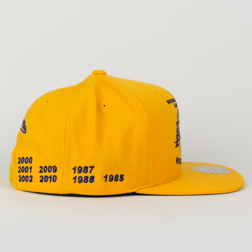 Czapka Mitchell and Ness Los Angeles Lakers snapback Championship Pack 16 Titles yellow (VP11Z)