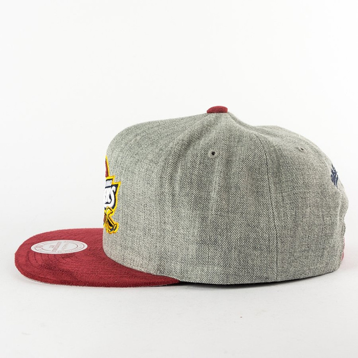 Czapka Mitchell and Ness snapback Heather Micro Cleveland Cavaliers grey heather / burgundy