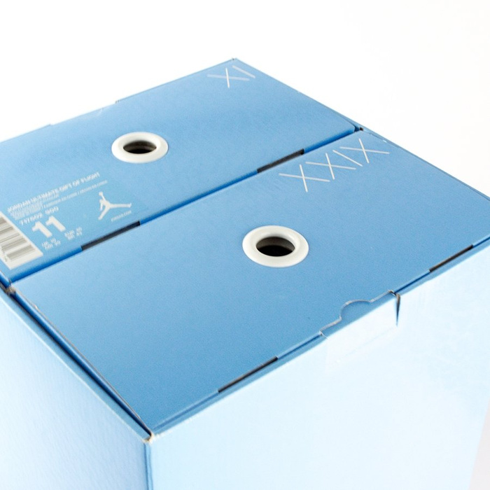 Buty do koszykówki Jordan Ultimate Gift of Flight - XI Pantone XX9 Pantone (717602-900) TM