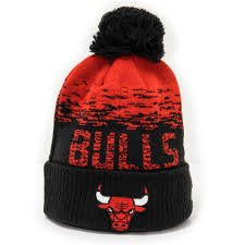 New Era beanie Ombre NBA Chicago Bulls Bobble Knit black / red