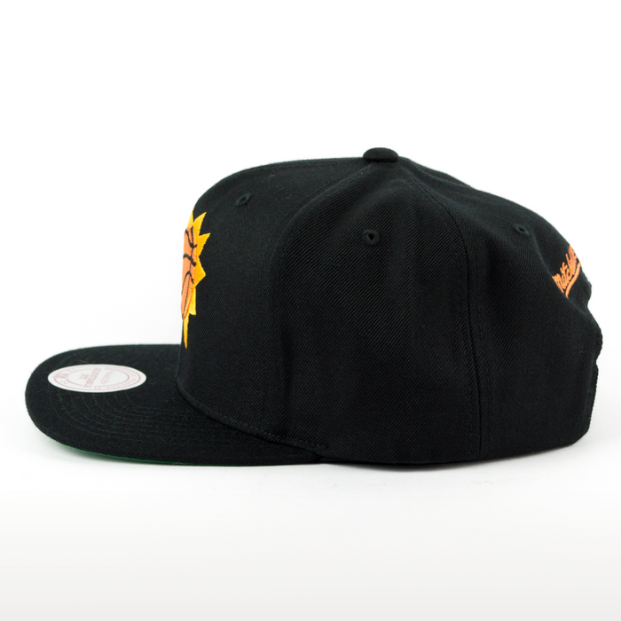 Czapka z daszkiem Mitchell and Ness snapback Solid Team Colour SB Phoenix Suns black 