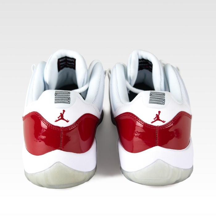 Buty do koszykówki Nike Air Jordan XI Retro Low white / varsity red - black (528895-102) TM