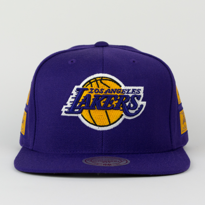 Czapka Mitchell and Ness Los Angeles Lakers snapback Championship Pack 5 Titles purple (VP12Z)
