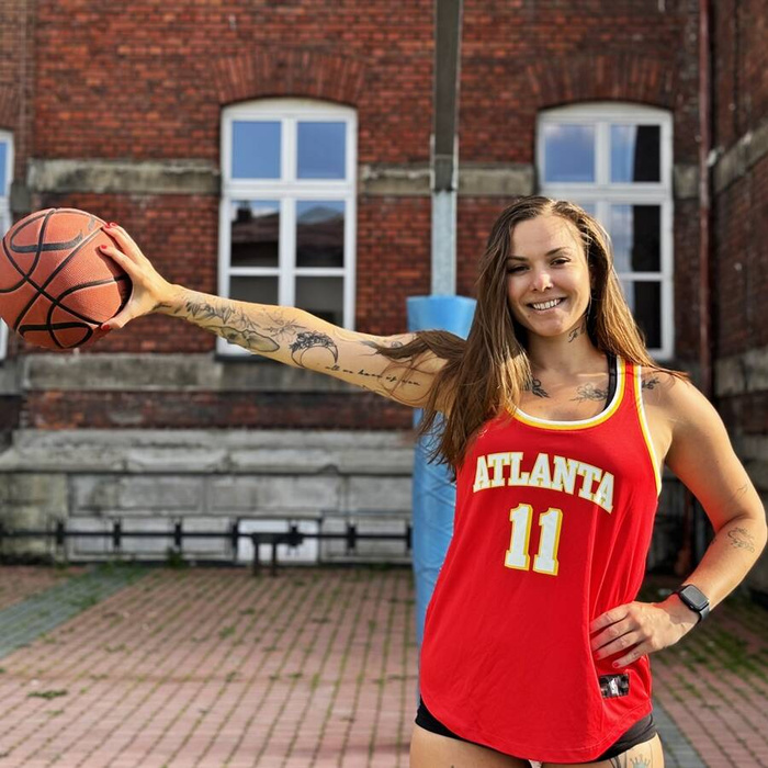 Fanatics Women's Fast Break Team Tank Jersey Icon Edition NBA Atlanta Hawks Trae Young red