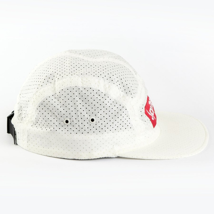 Czapka Supreme 5-panel Perforated Box Logo Camp Cap white TM