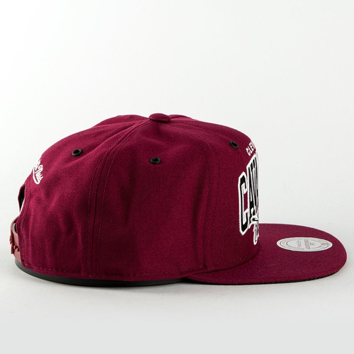 Czapka Mitchell and Ness snapback Black And White Arch Cleveland Cavaliers burgundy