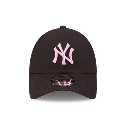 New Era czapka z daszkiem strapback 9FORTY League Essential MLB New York Yankees black / pink
