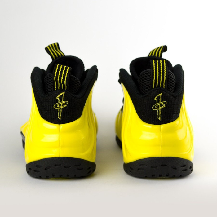Buty do koszykówki Nike Air Foamposite One WU-Tang yellow - black (314996-701) 40