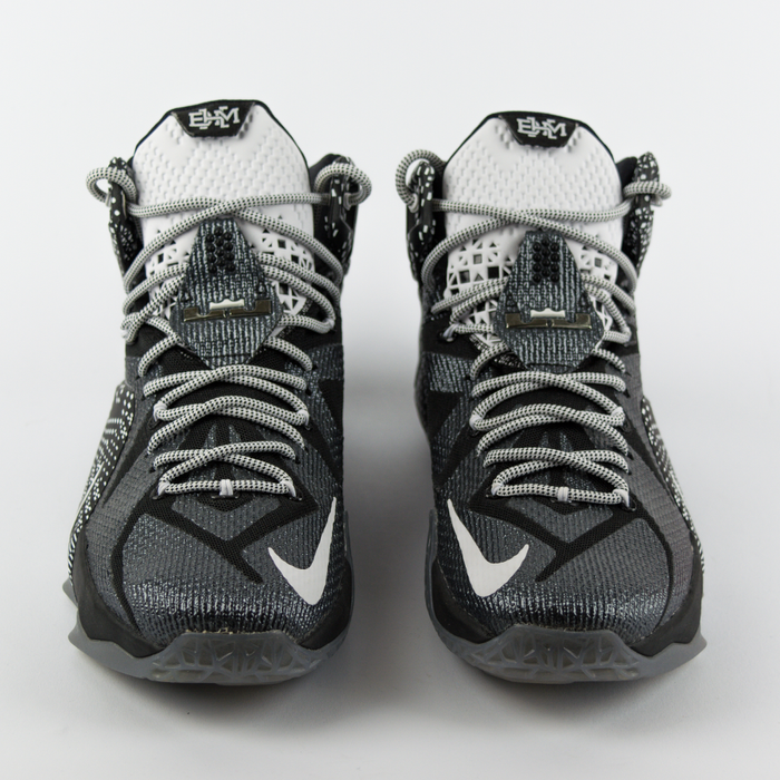 Buty do koszykówki Nike Lebron XII Bhm white / black (718825-001) TM