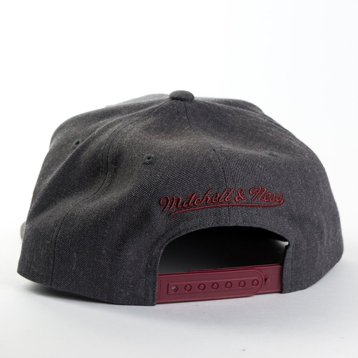 Mitchell and Ness snapback Insider Reflective Cleveland Cavaliers grey