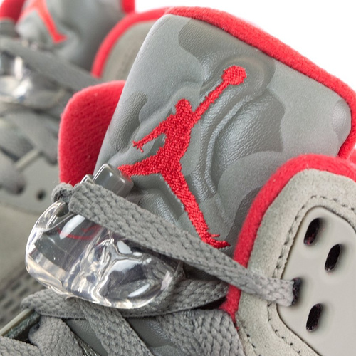 Jordan V Retro Take Flight dark stucco / river rock / university red (136027-051)