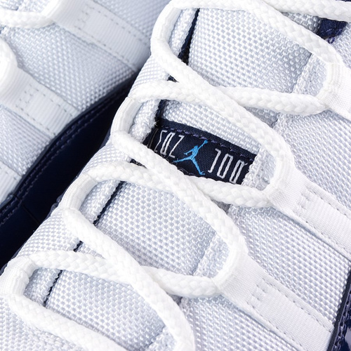 Buty do koszykówki Air Jordan XI Retro Win Like '82 midnight navy (378037-123) TM