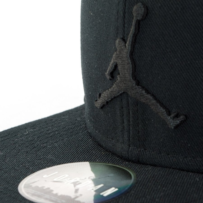 Czapka z daszkiem Jordan Jumpman black / black (AJ8316-010)
