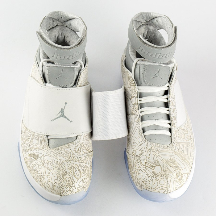 Buty do koszykówki Air Jordan XX Retro Laser 30TH ANNIVERSARY (743991-100) TM