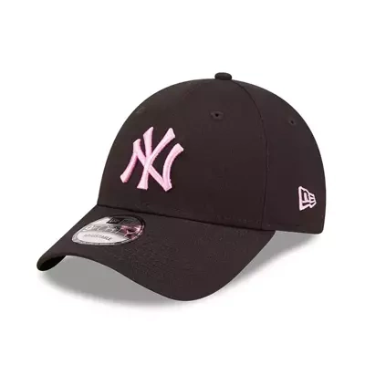 New Era czapka z daszkiem strapback 9FORTY League Essential MLB New York Yankees black / pink