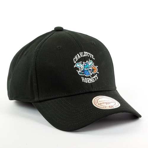 Mitchell and Ness strapback Team Logo Low Pro Charlotte Hornets black