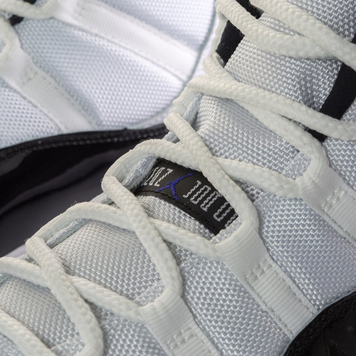 Buty do koszykówki Air Jordan XI Retro Concord white (378037-100) TM