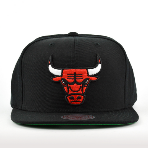 Mitchell and Ness snapback Wool Solid Chicago Bulls black 
