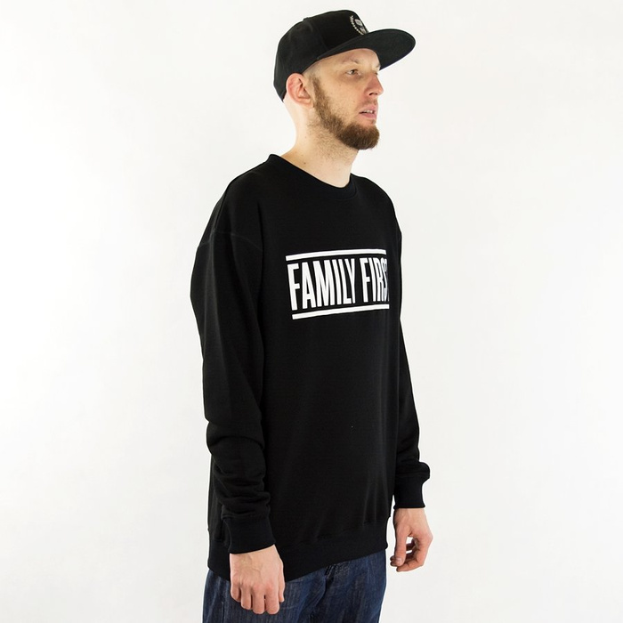 Bluza Intruz crewneck Family black