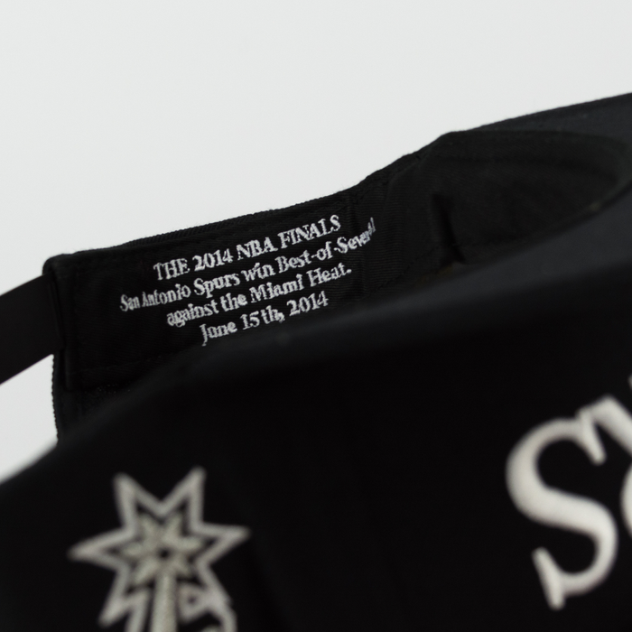 Mitchell and Ness snapback San Antonio Spurs Championship Pack NBA Finals 2005 black (VP16Z)