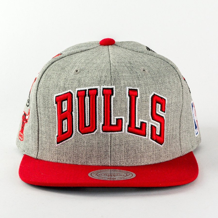 Mitchell and Ness snapback Team Logo History Chicago Bulls grey / red