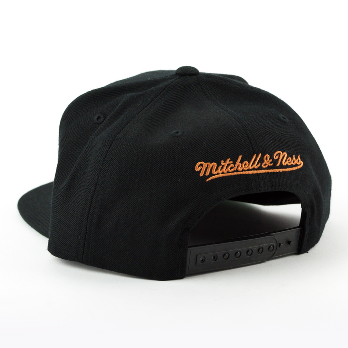 Czapka z daszkiem Mitchell and Ness snapback Solid Team Colour SB Phoenix Suns black 