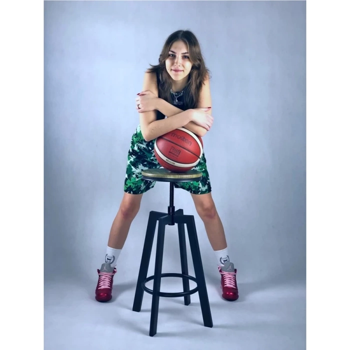 hSports x MAT Wear basketball socks MAT Front Logo white