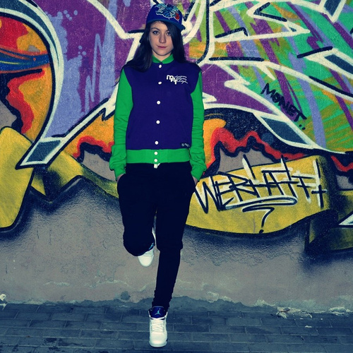 Melanżowe Akcesoria Tekstylne bluza damska WMNS Varsity Scirpt Logo purple / green 