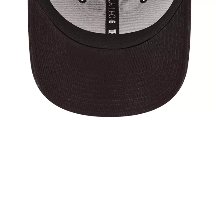 New Era czapka z daszkiem strapback 9FORTY League Essential MLB New York Yankees black / pink